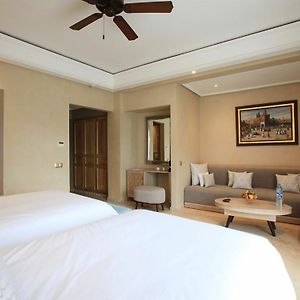 Habitación Estándar con 2 Camas Individuales